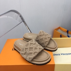 Louis Vuitton Slippers